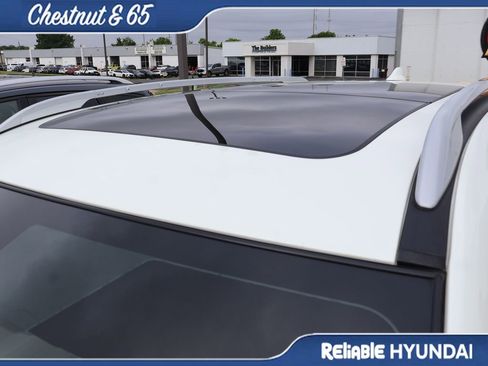Used 2020 Nissan Rogue SL w/ Premium Package AWD/4WD image 14