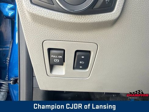 Used 2018 Ford F150 XLT w/ Equipment Group 301A Mid AWD/4WD image 29