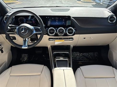 New 2026 Mercedes-Benz GLA 250 4MATIC image 10