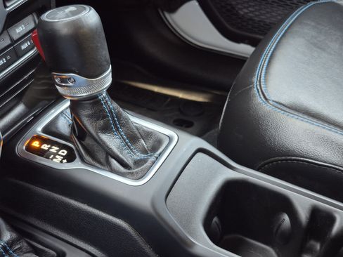 Used 2023 Jeep Wrangler Unlimited Rubicon 4xe w/ Steel Bumper Group image 40