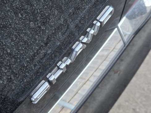 Used 2023 Acura MDX SH-AWD w/ Technology Package image 11