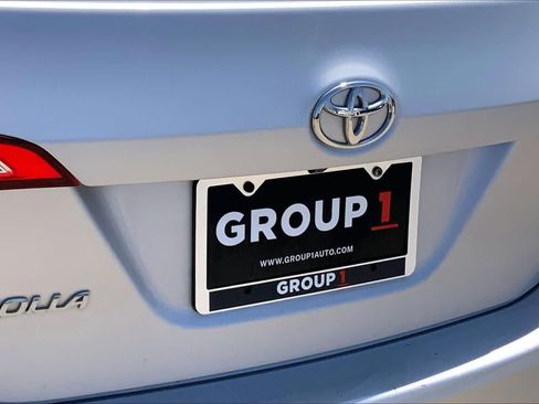 Used 2016 Toyota Corolla LE FWD image 29
