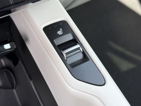 Used 2022 Kia Telluride S AWD/4WD image 26