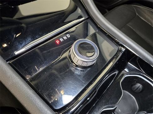 Used 2022 Jeep Grand Cherokee Limited image 22