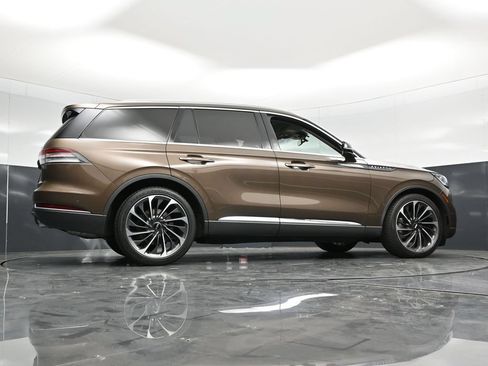 Used 2022 Lincoln Aviator Reserve w/ Equipment Group 201A AWD/4WD image 56