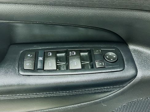 Used 2015 Jeep Grand Cherokee Laredo w/ Quick Order Package 23E AWD/4WD image 15