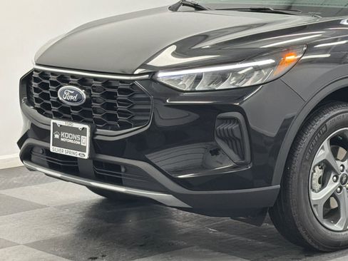 New 2026 Ford Escape ST-Line w/ Tech Pack #1 AWD/4WD image 2