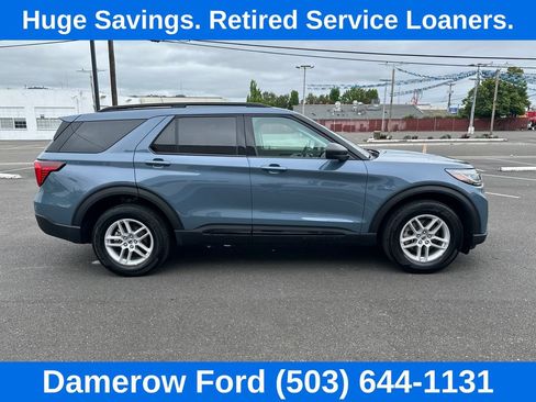 Used 2026 Ford Explorer Active AWD/4WD image 8