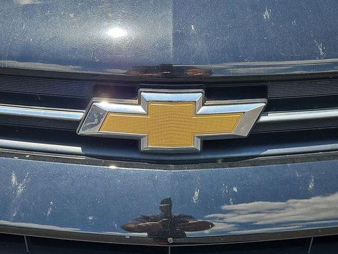 Used 2019 Chevrolet Trax LT w/ LT Convenience Package FWD image 11