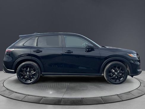 Certified 2023 Honda HR-V Sport image 6