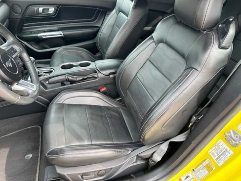 Used 2021 Ford Mustang GT Premium RWD image 16
