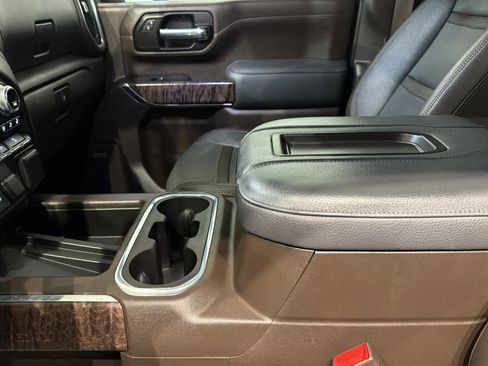 Used 2021 GMC Sierra 2500 Denali w/ Denali Ultimate Package image 26