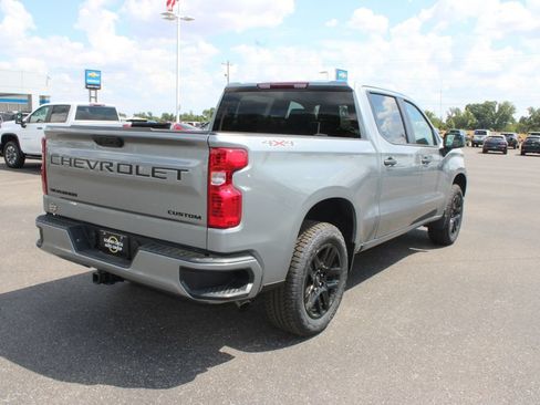 New 2026 Chevrolet Silverado 1500 Custom w/ LPO, Dark Essentials Package AWD/4WD image 9