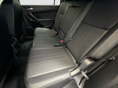 Used 2023 Volkswagen Tiguan SE R-Line FWD image 13