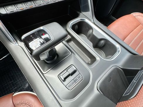 Certified 2023 GMC Sierra 1500 Denali Ultimate image 16