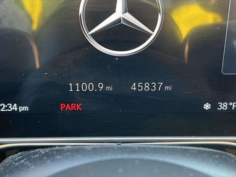Used 2023 Mercedes-Benz S 500 4MATIC image 29
