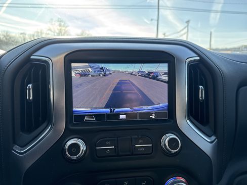 Used 2020 GMC Sierra 1500 SLT w/ SLT Convenience Package image 26