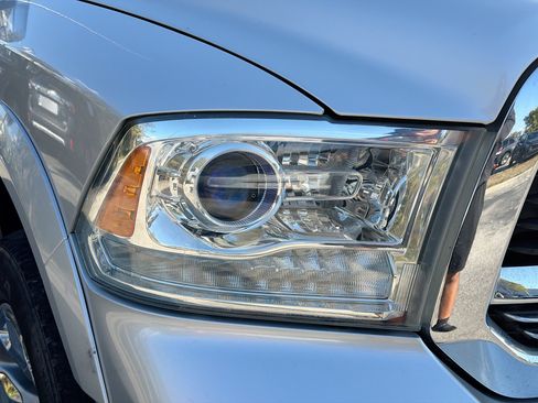 Used 2016 RAM 1500 Limited image 9