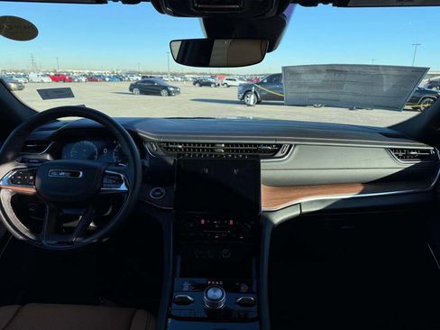 New 2025 Jeep Grand Cherokee L Summit image 22