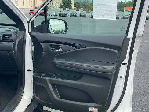 Used 2023 Honda Ridgeline Black Edition image 30