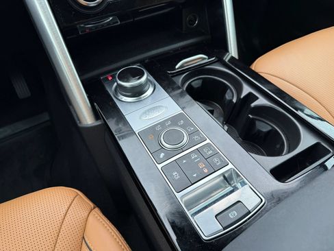 Used 2018 Land Rover Discovery HSE AWD/4WD image 20