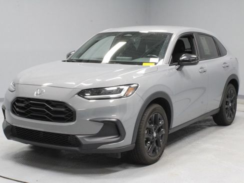 Used 2025 Honda HR-V Sport image 6