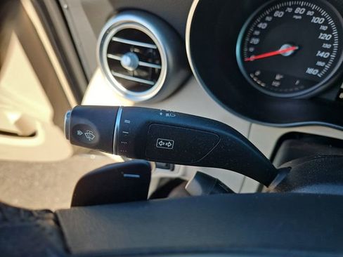 Used 2018 Mercedes-Benz C 300 Sedan image 21