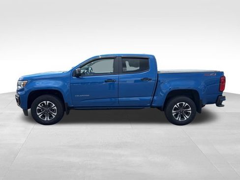 Used 2022 Chevrolet Colorado Z71 w/ Safety Package AWD/4WD image 2