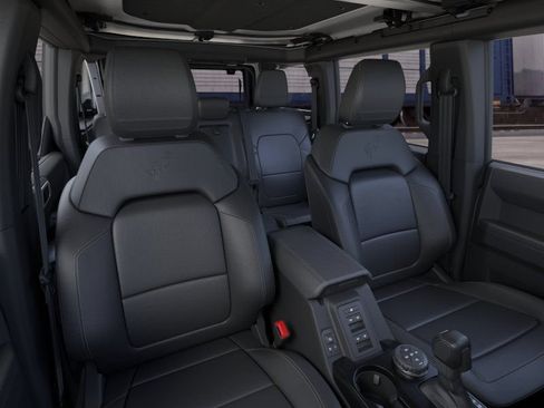 New 2026 Ford Bronco Badlands AWD/4WD image 8