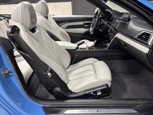 Used 2016 BMW M4 Convertible RWD image 14