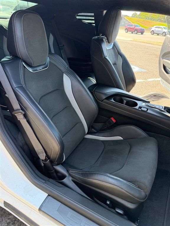 Used 2020 Chevrolet Camaro SS RWD image 22