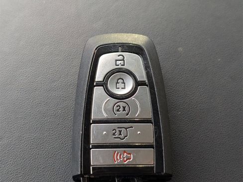 Used 2024 Ford Expedition Max Platinum image 32