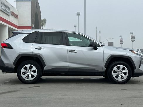 Used 2024 Toyota RAV4 LE image 7