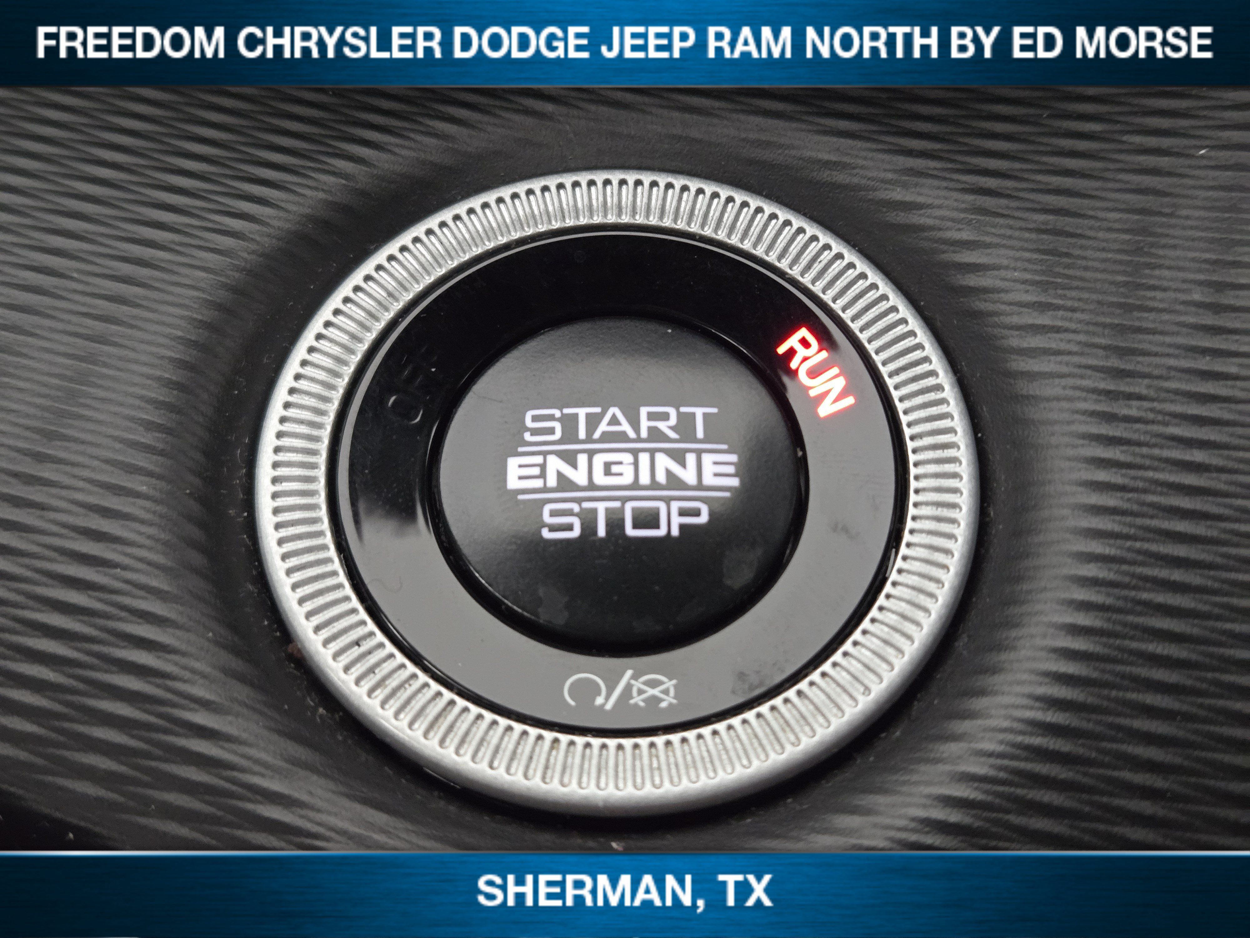 Used 2025 Jeep Grand Cherokee Altitude AWD/4WD image 15
