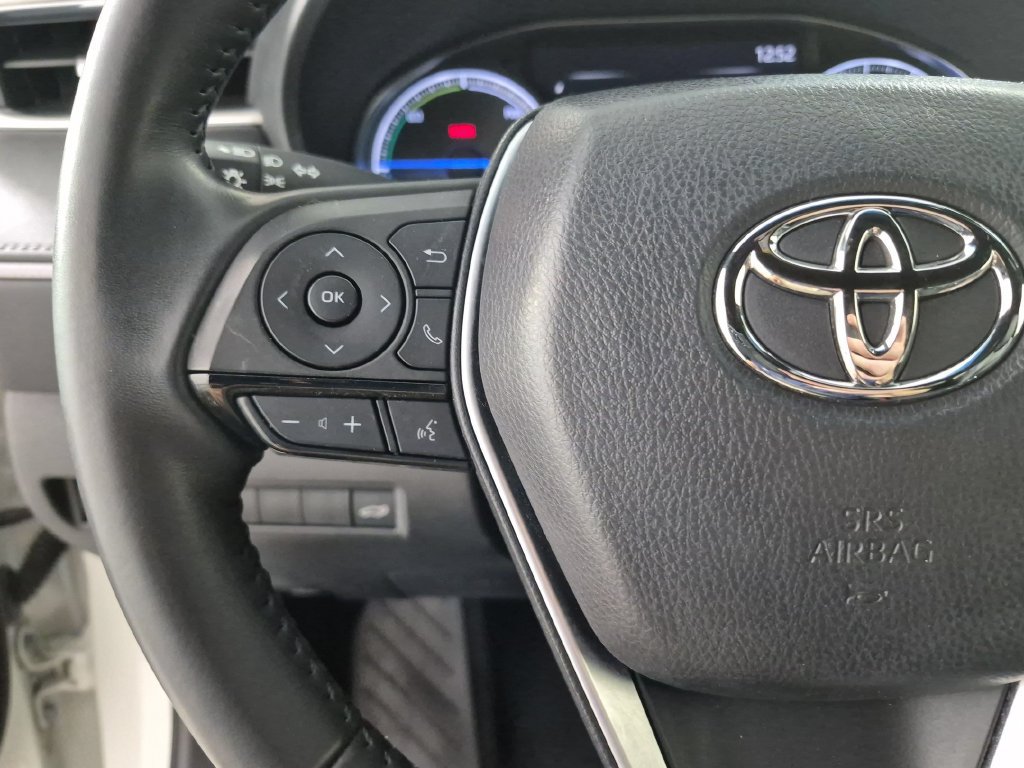 Used 2022 Toyota Venza XLE AWD/4WD image 14