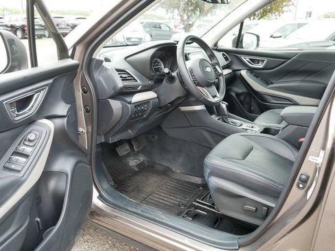 Used 2023 Subaru Forester Limited AWD/4WD image 12