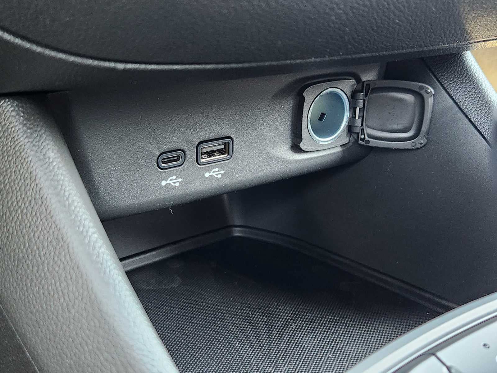 New 2026 Buick Envista Preferred FWD image 22