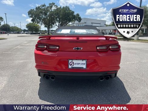 Used 2020 Chevrolet Camaro LT RWD image 6