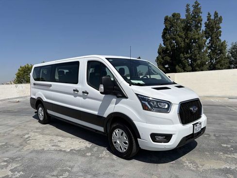 Used 2023 Ford Transit 350 XLT RWD image 27