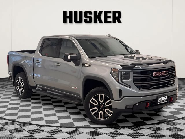 Used 2023 GMC Sierra 1500 AT4 w/ AT4 Premium Package AWD/4WD image 1