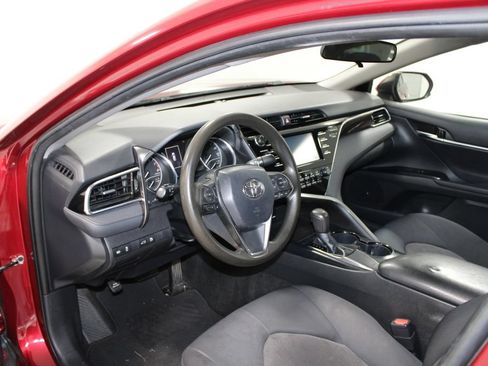 Used 2018 Toyota Camry LE FWD image 21