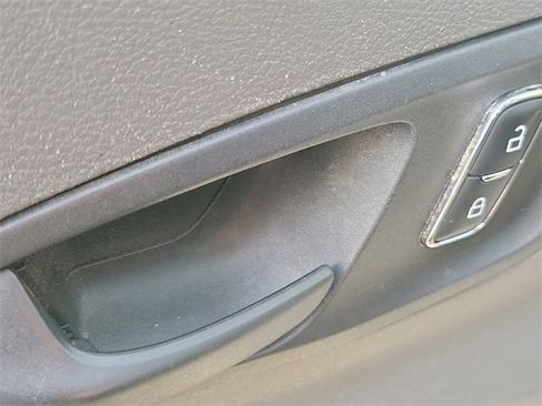 Used 2022 Ford Transit 350 XLT image 22