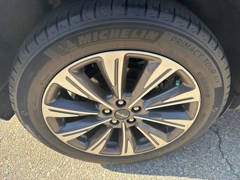 Used 2022 Lincoln Corsair Reserve w/ Equipment Group 201A AWD/4WD image 9