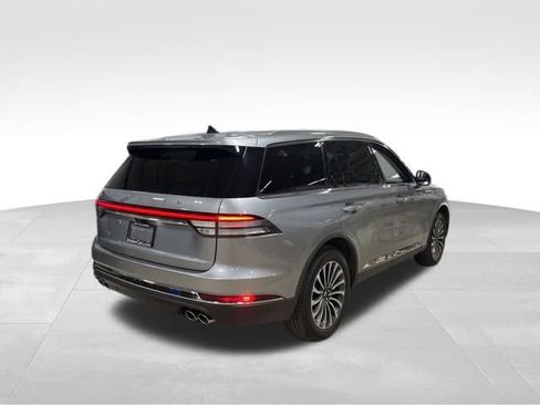 Certified 2023 Lincoln Aviator Reserve w/ Elements Package Plus AWD/4WD image 7