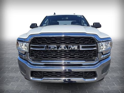Used 2022 RAM 2500 Tradesman w/ Chrome Appearance Group image 2