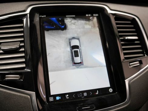 Used 2025 Volvo XC90 T8 Plus w/ Protection Package Premier image 19