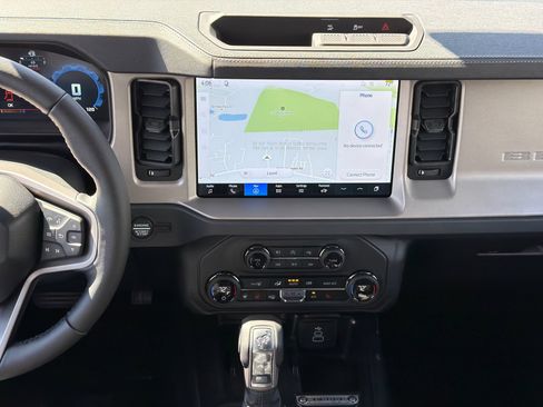 New 2026 Ford Bronco Outer Banks AWD/4WD image 19