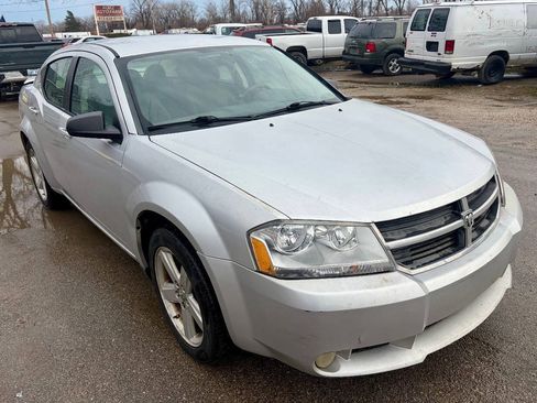 Used 2008 Dodge Avenger SXT w/ Sport Appearance Group FWD image 2