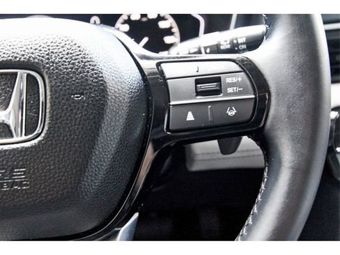 Used 2023 Honda Pilot Touring image 22