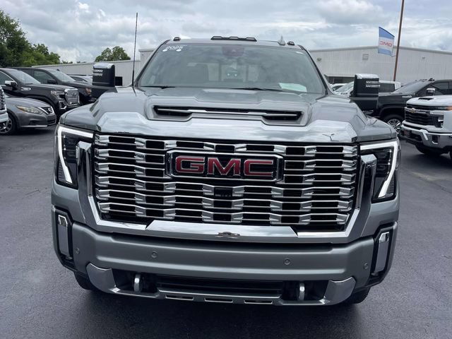 Certified 2025 GMC Sierra 3500 Denali w/ Denali Reserve Package AWD/4WD image 7
